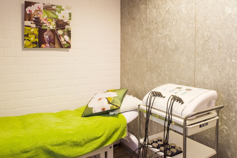 tjilpen massage gezicht zitten tjilpen massage gezicht zitten