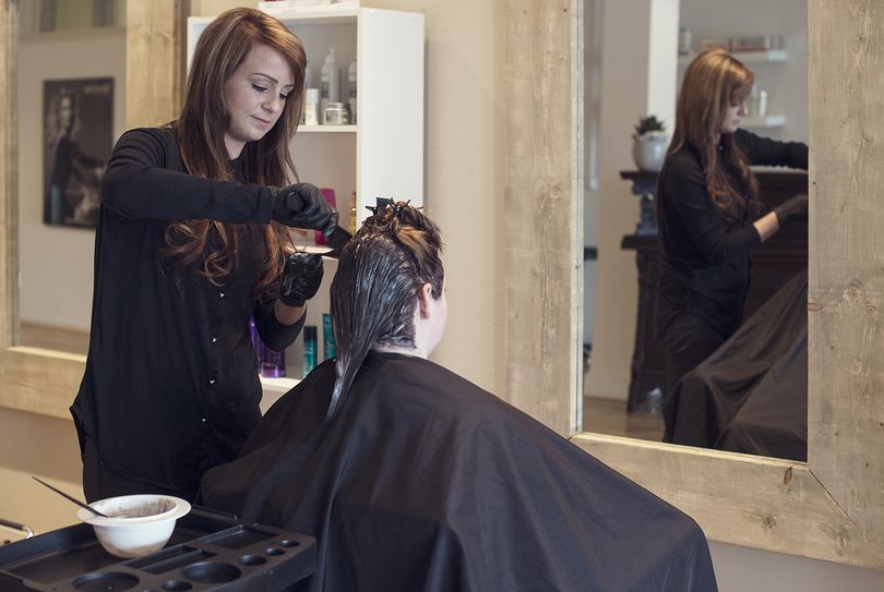 Boek direct: Monique's Hair & beauty, Kapper in Den Bosch 